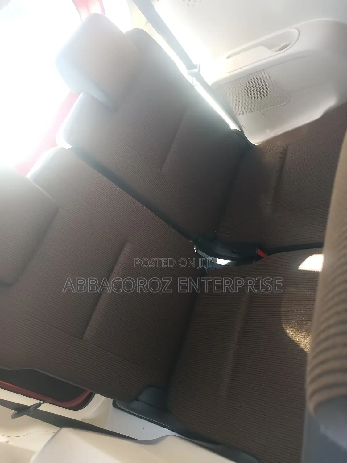 Toyota Sienta 2016 Red