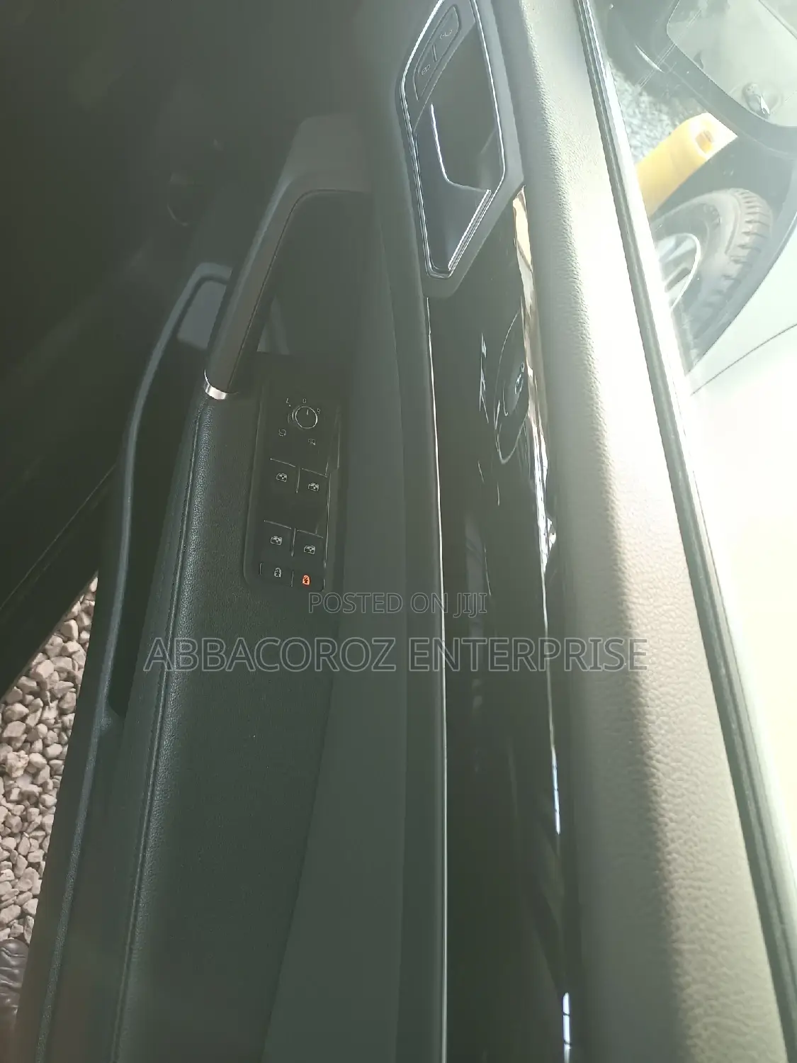Volkswagen Touran 2016 Black