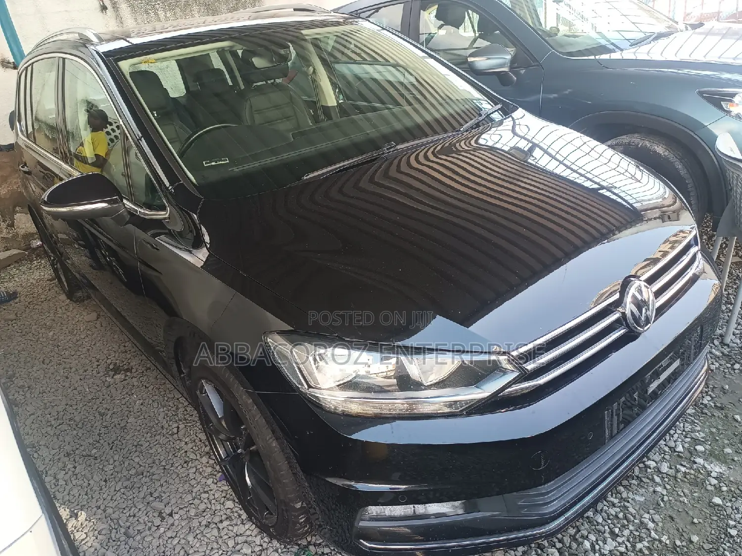 Volkswagen Touran 2016 Black