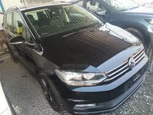 Volkswagen Touran 2016 Black
