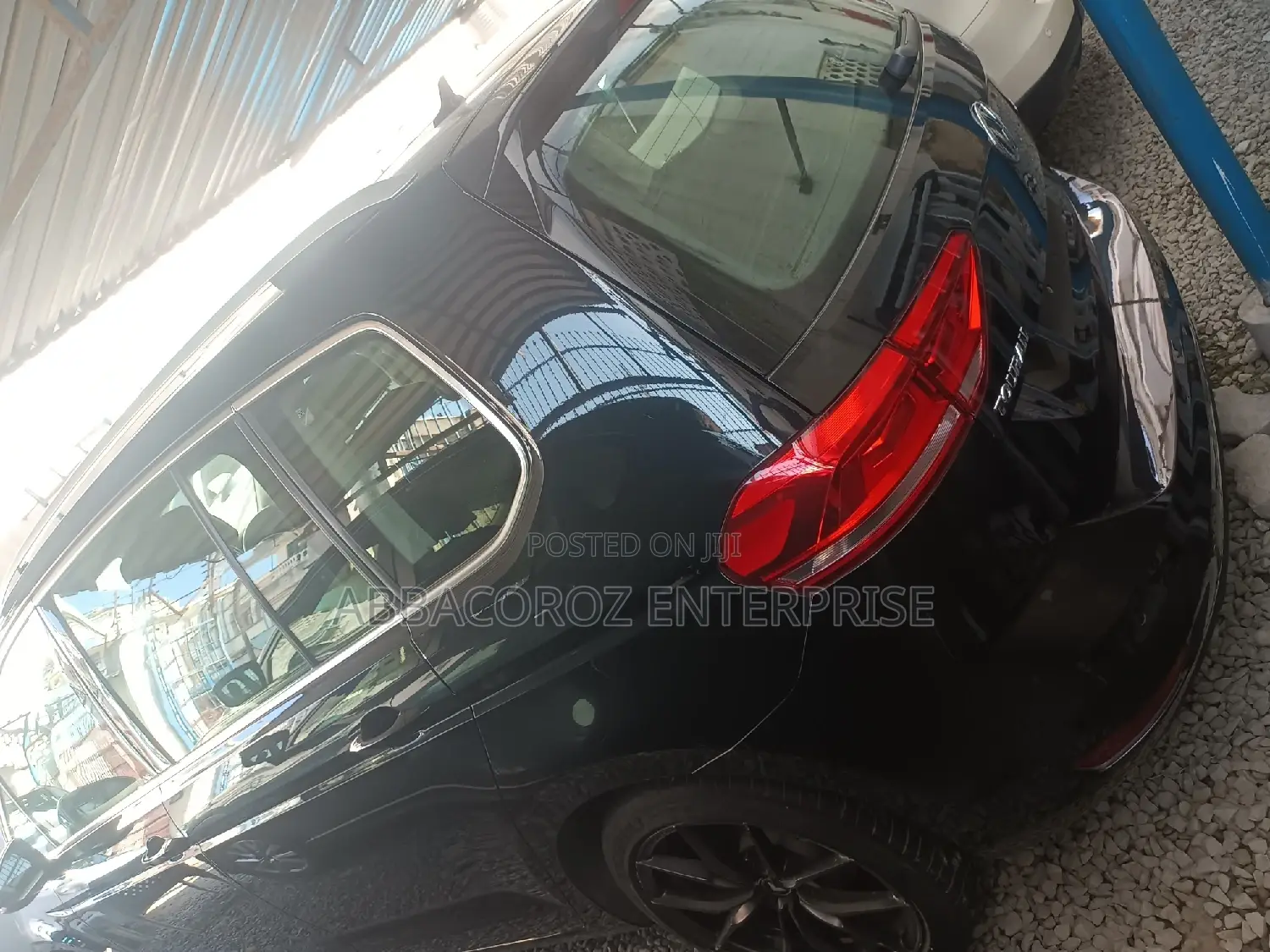 Volkswagen Touran 2016 Black
