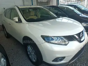 Nissan X-Trail 2016 White