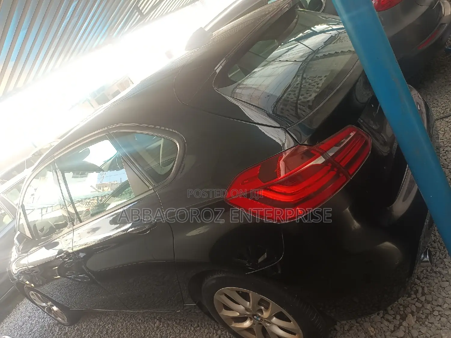 BMW 320i 2016 Black
