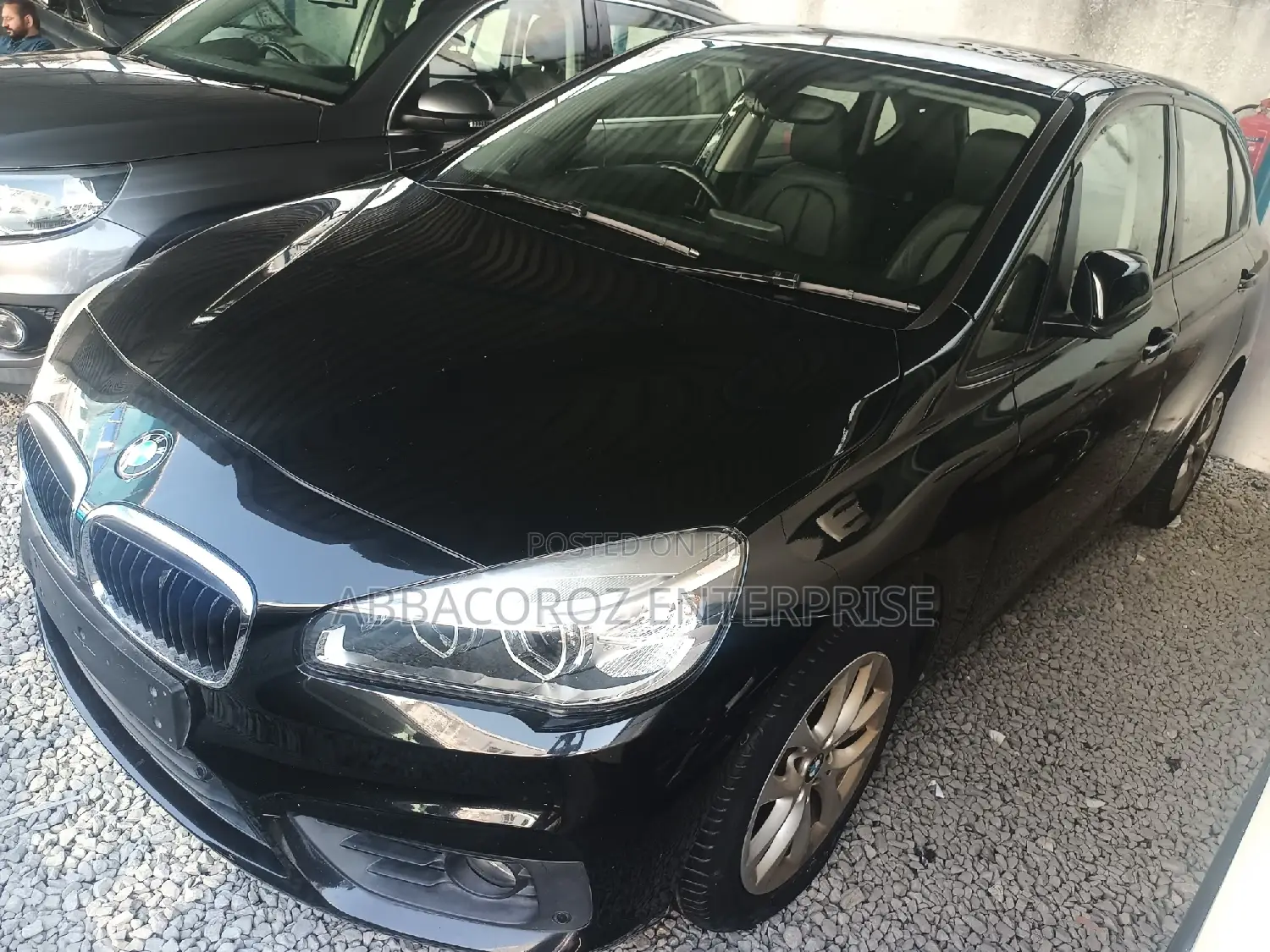 BMW 320i 2016 Black