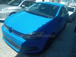 Volkswagen Golf 2016 Blue