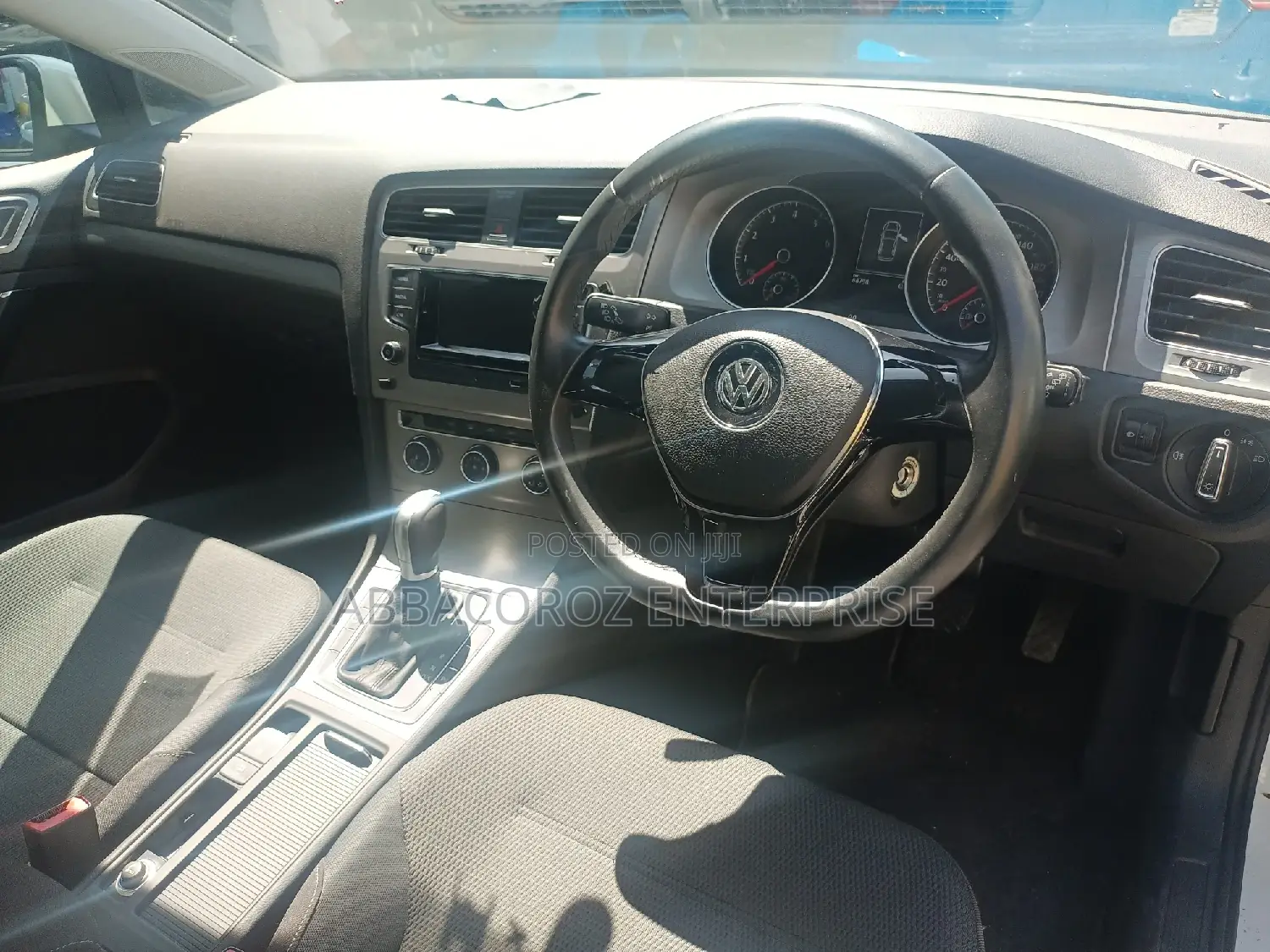Volkswagen Golf 2016 White