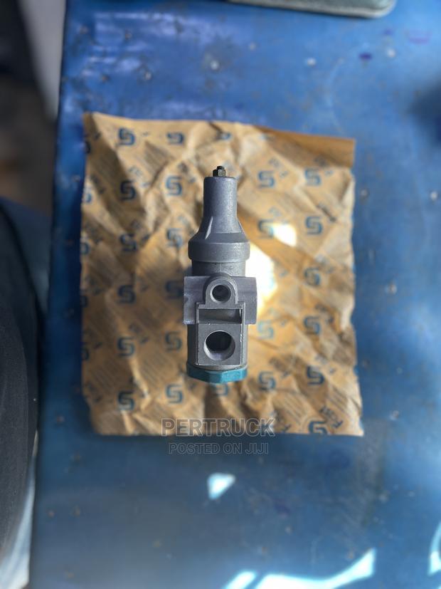 Air Regulator Valve/Pressure Regulator Valve HOWOSTEYR/CNHTC - main view