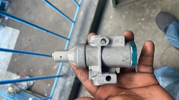 Air Regulator Valve/Pressure Regulator Valve HOWOSTEYR/CNHTC - thumbnail 7