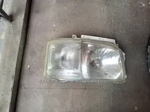 Toyota Hiace Headlight 7l
