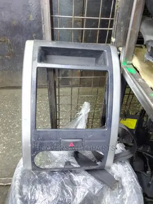 Nissan Xtrail T31 Radio Ac Console