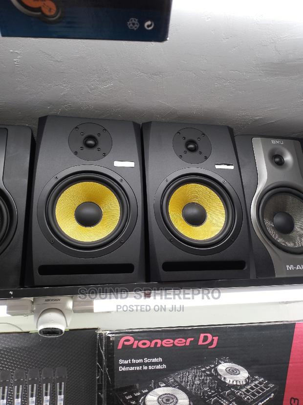 KRK8 Studio Monitor Speaker - main view