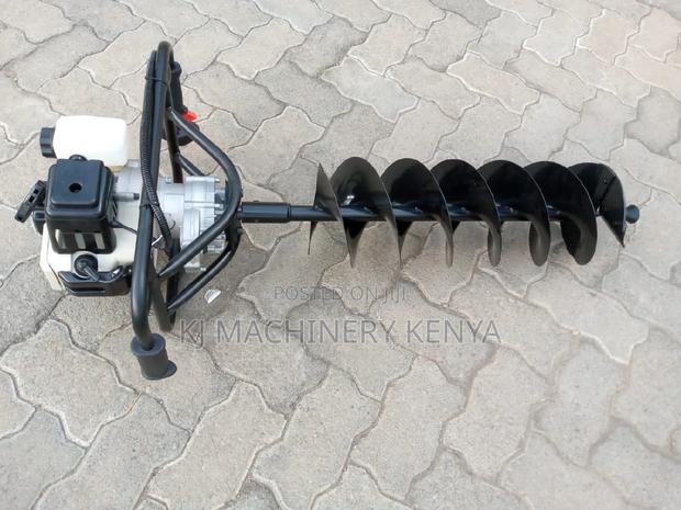 Earth Auger - thumbnail 2