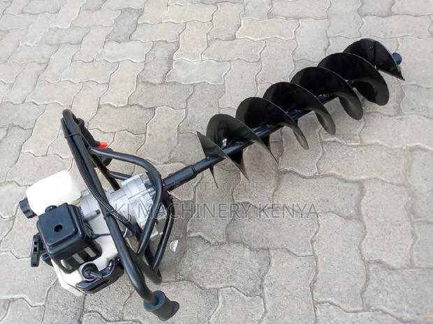 Earth Auger - thumbnail 3