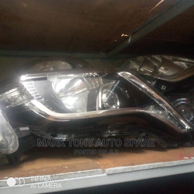 Prado 160 Zenon Headlight