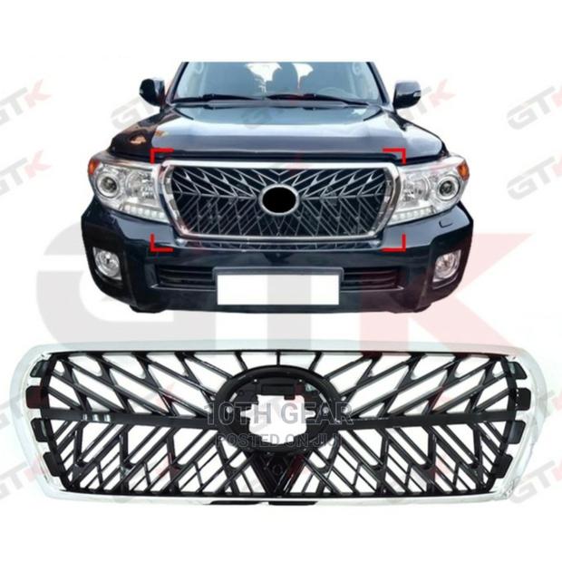 Land Cruiser 200 Series V8 Grill