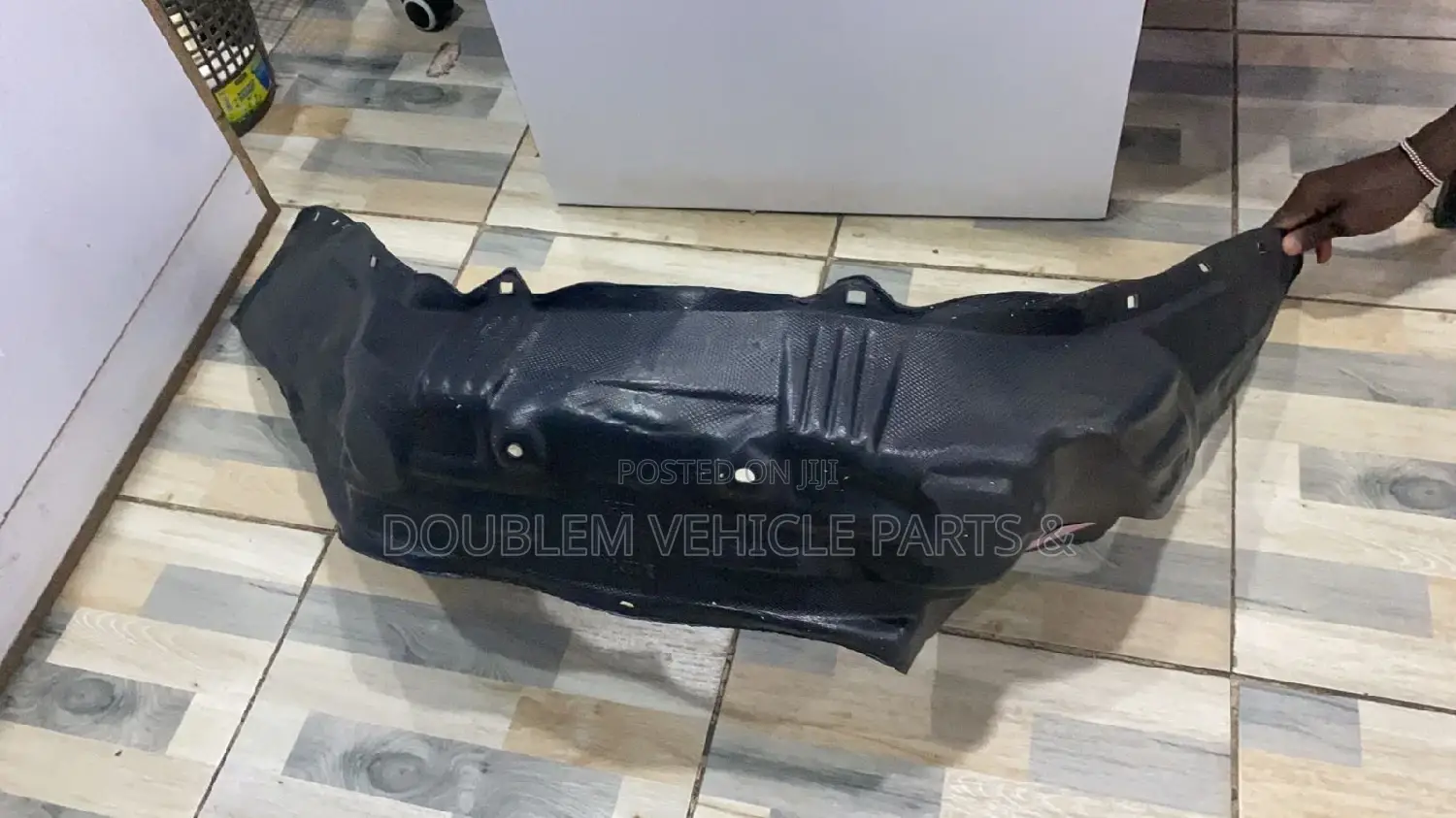 Fender Liners/Stoneguard Vigo Rear 2004,2005,2006,2008,2010