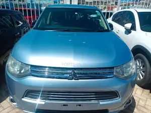 Mitsubishi Outlander 2016 Silver
