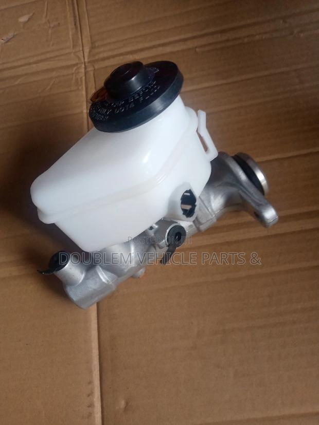 Brake Master Cylinder EE90,AE100,AE101, AE102,AE110,AE111 - thumbnail 2