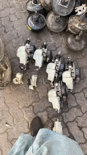 Honda Civic Hybrid Brake Booster/Master Cylinder.
