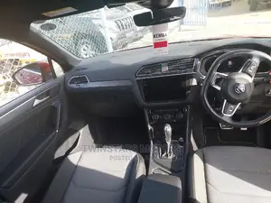 Volkswagen Tiguan 2018 Red