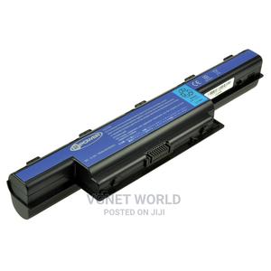Acer Aspire 5470 Battery Replacement - thumbnail 2