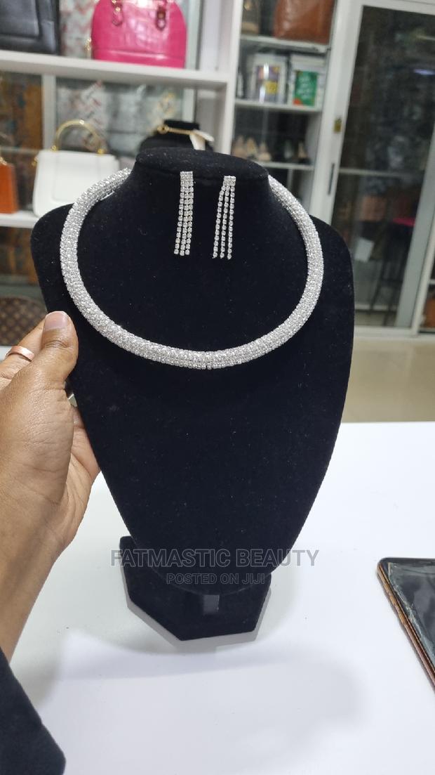 Shiny Jewellery Set - main view