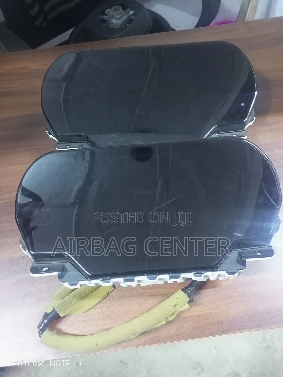 Harrier 240 Clock