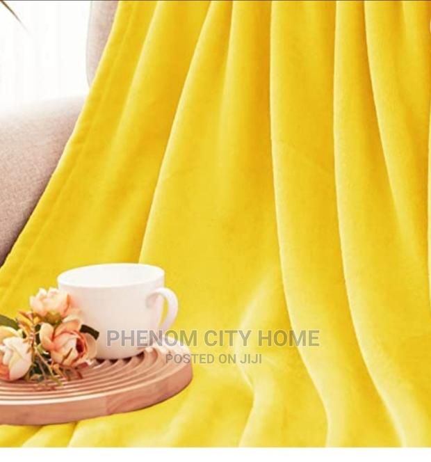 Plain Coral Fleece Throwblankets - thumbnail 2