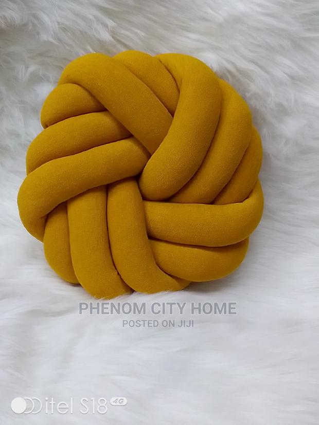 Celtic Knot Pillows - thumbnail 4