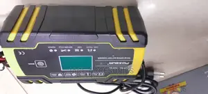 New 12/24v Battery Charger