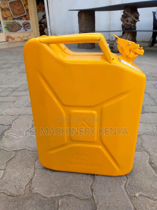 Fuel Can Available - thumbnail 2