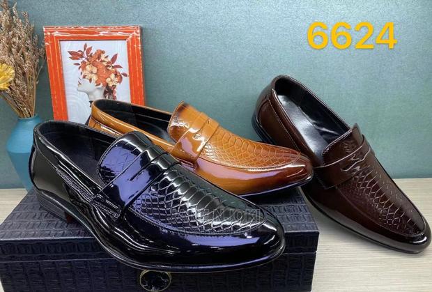 Wetlook Shoes