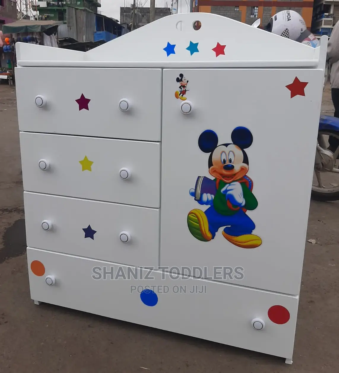 Spray Paint Chess of Drawers **Baby Drawers