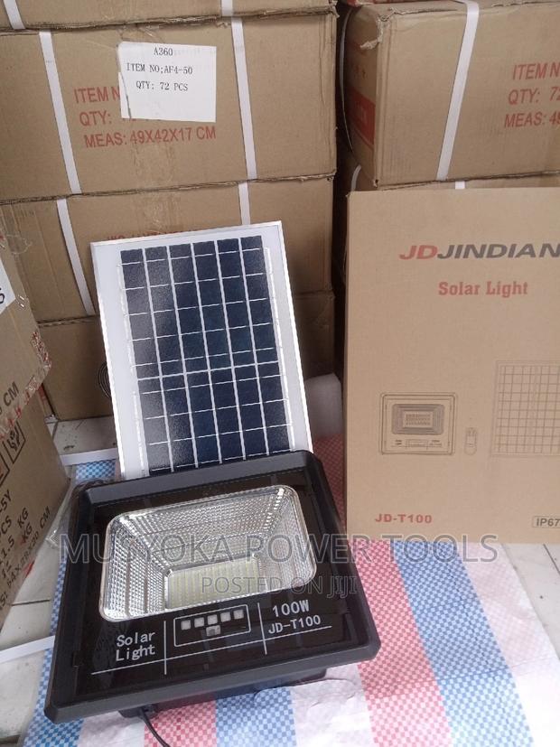 Solar Powered Flood Light Black 100W