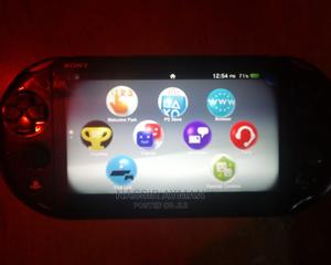 Psvita Brand New With a Memory Card Inside It. - thumbnail 2