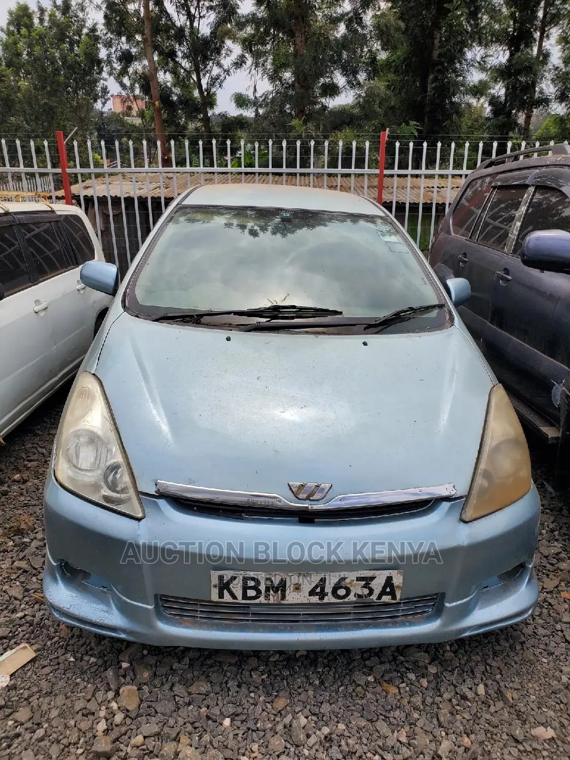 Toyota Wish 2004 Blue