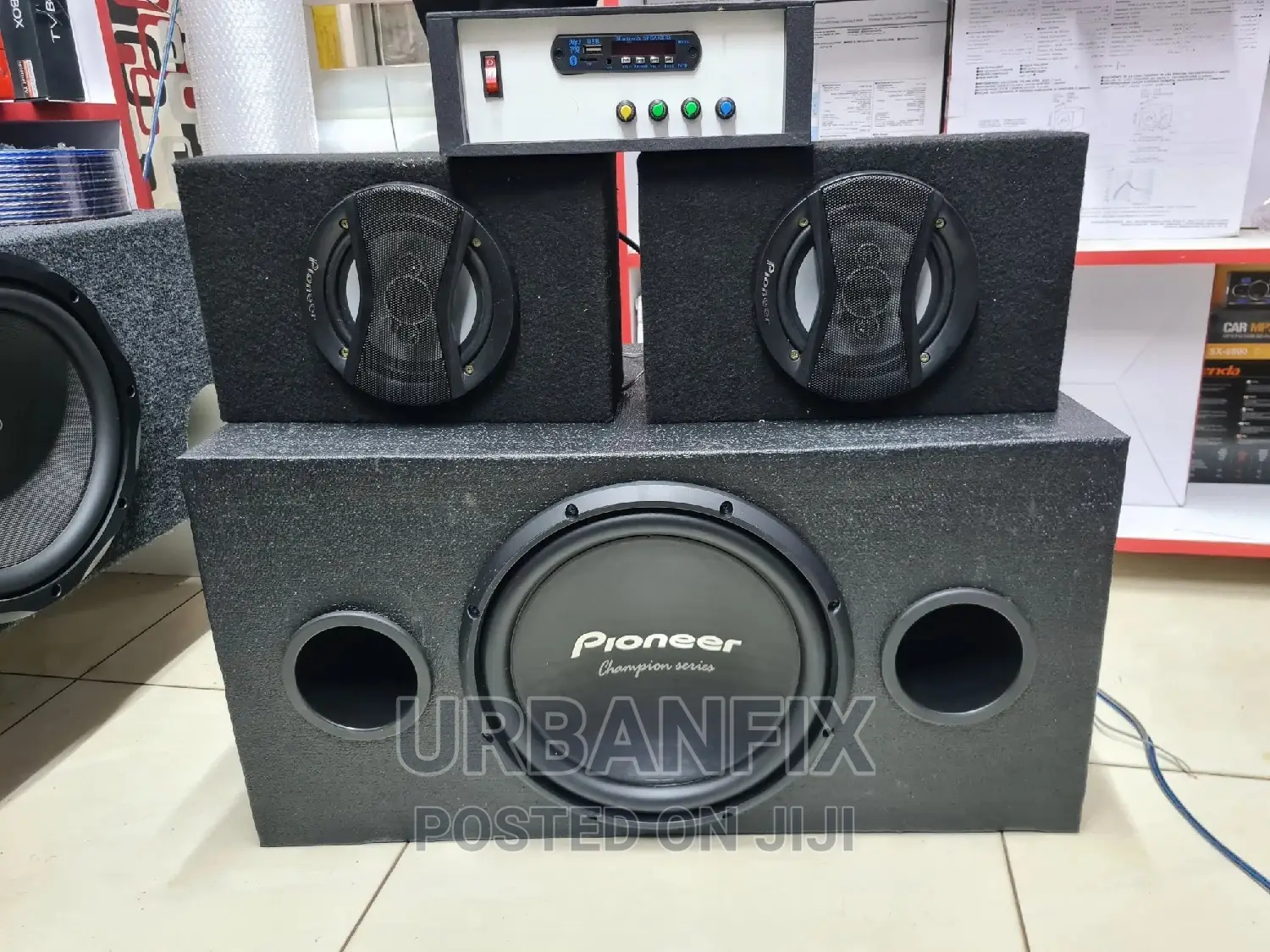 2.1 Channel Amplifier With Pioneer Bass and 2 Speakers
