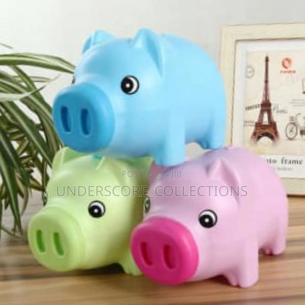 Kids Hard Plastic Piggy Bank - main view