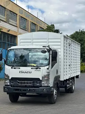 Isuzu FRR (Slyqueen)