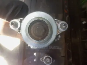 Mercedes Benz W204 Engine Mount