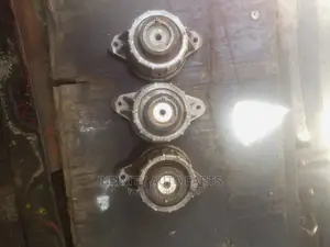 Mercedes Benz W204 Engine Mount
