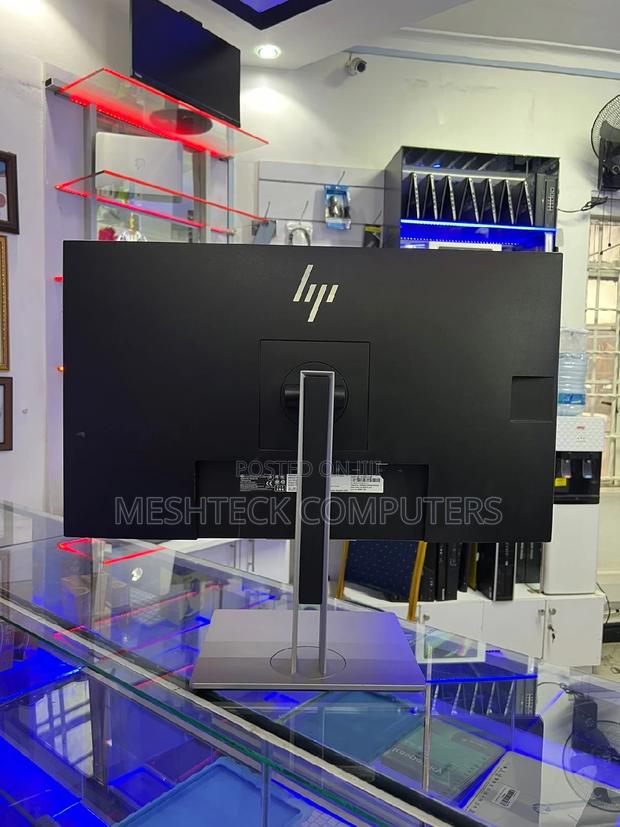 HP 27 Inches Frameless Display Computer Monitor - thumbnail 4