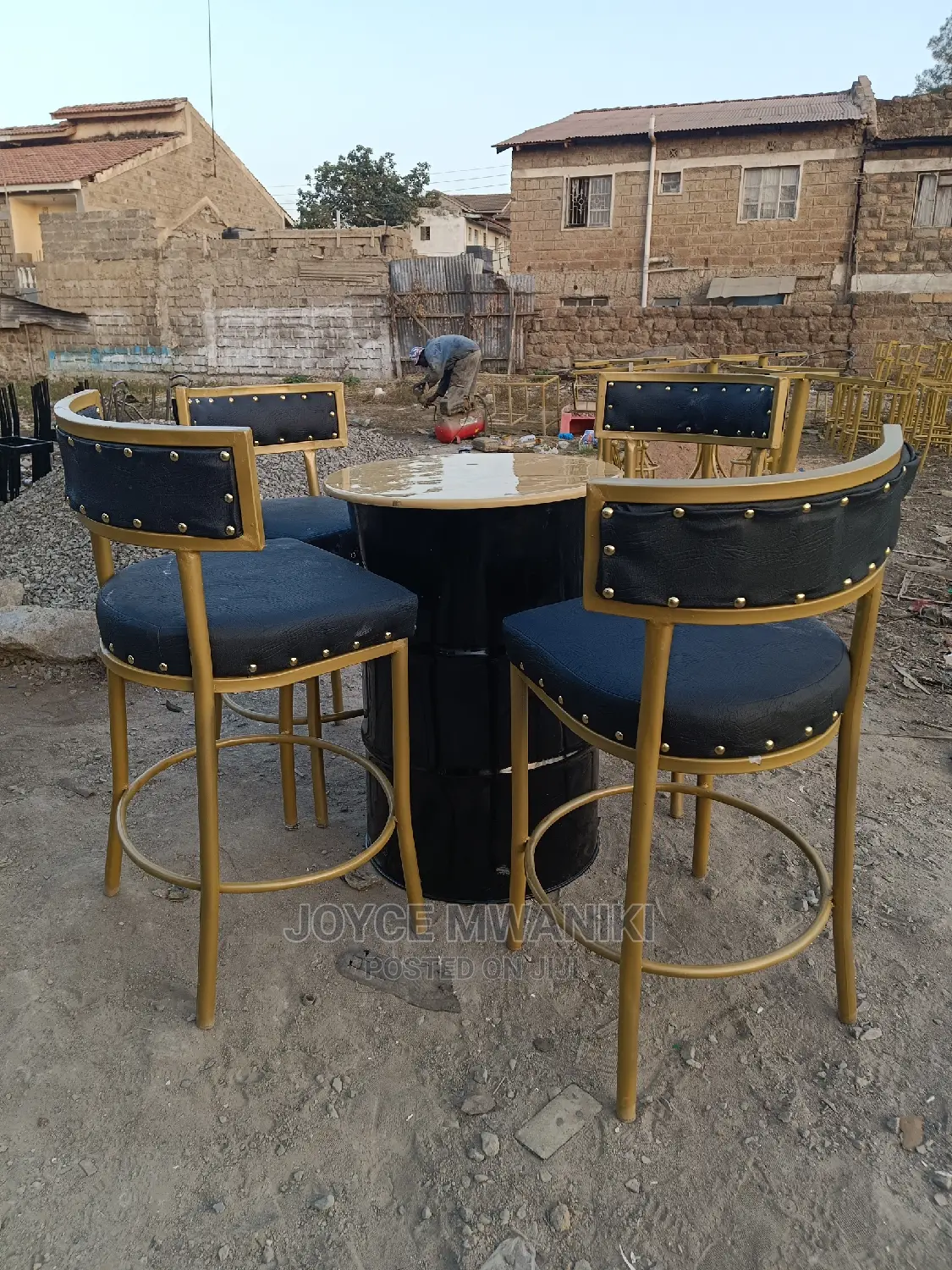Restaurant Set Latest Design in Town.
