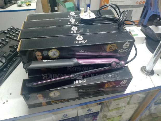 Brand New Nunix Flat Iron