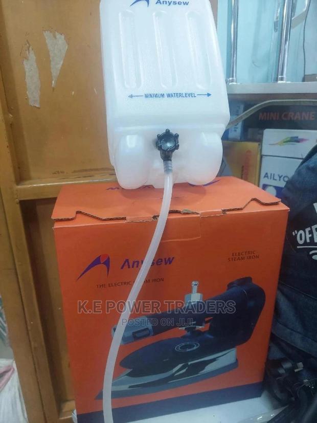 Laundry Industrial Steam Iron - main view