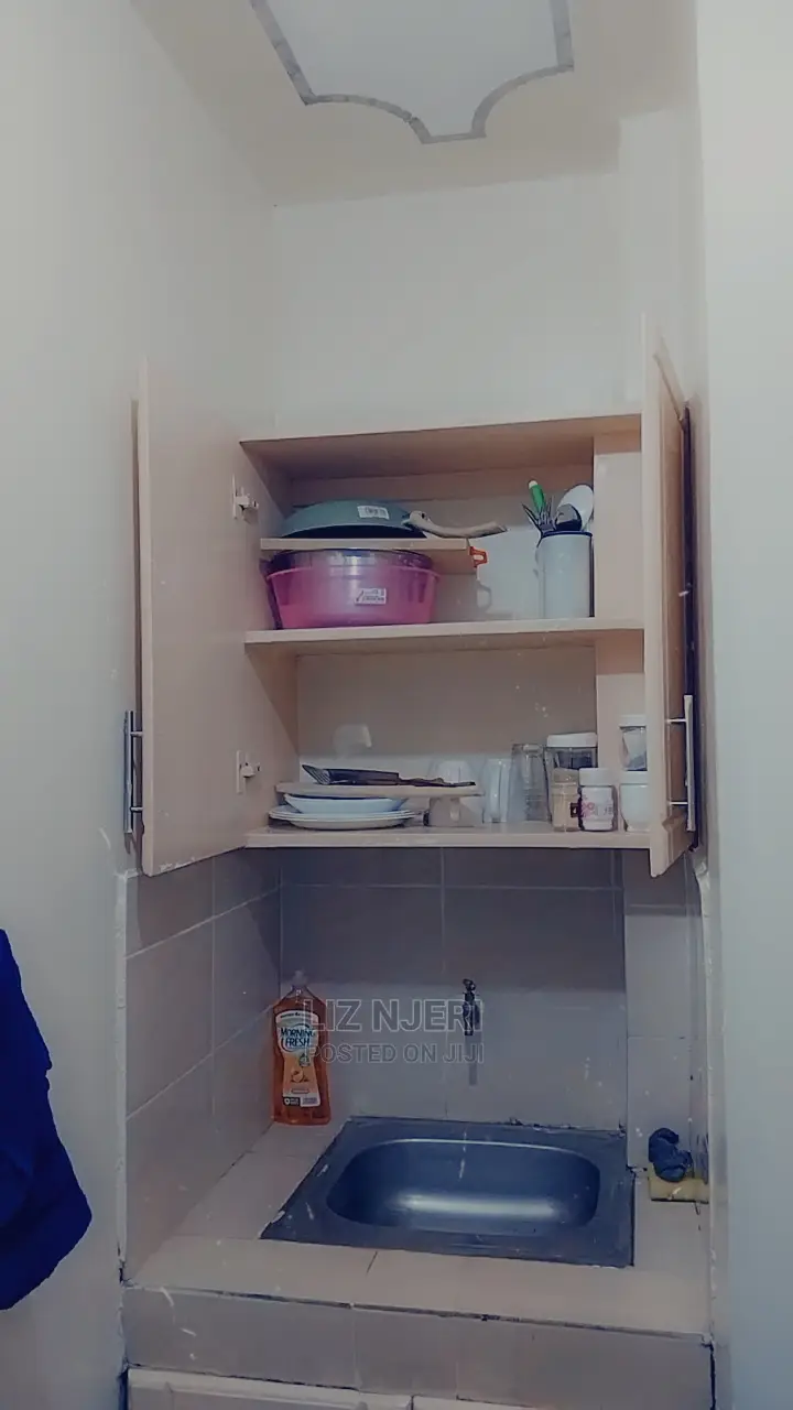 Airbnb Furnished Studio in Southb