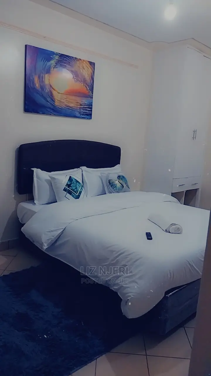 Airbnb Furnished Studio in Southb