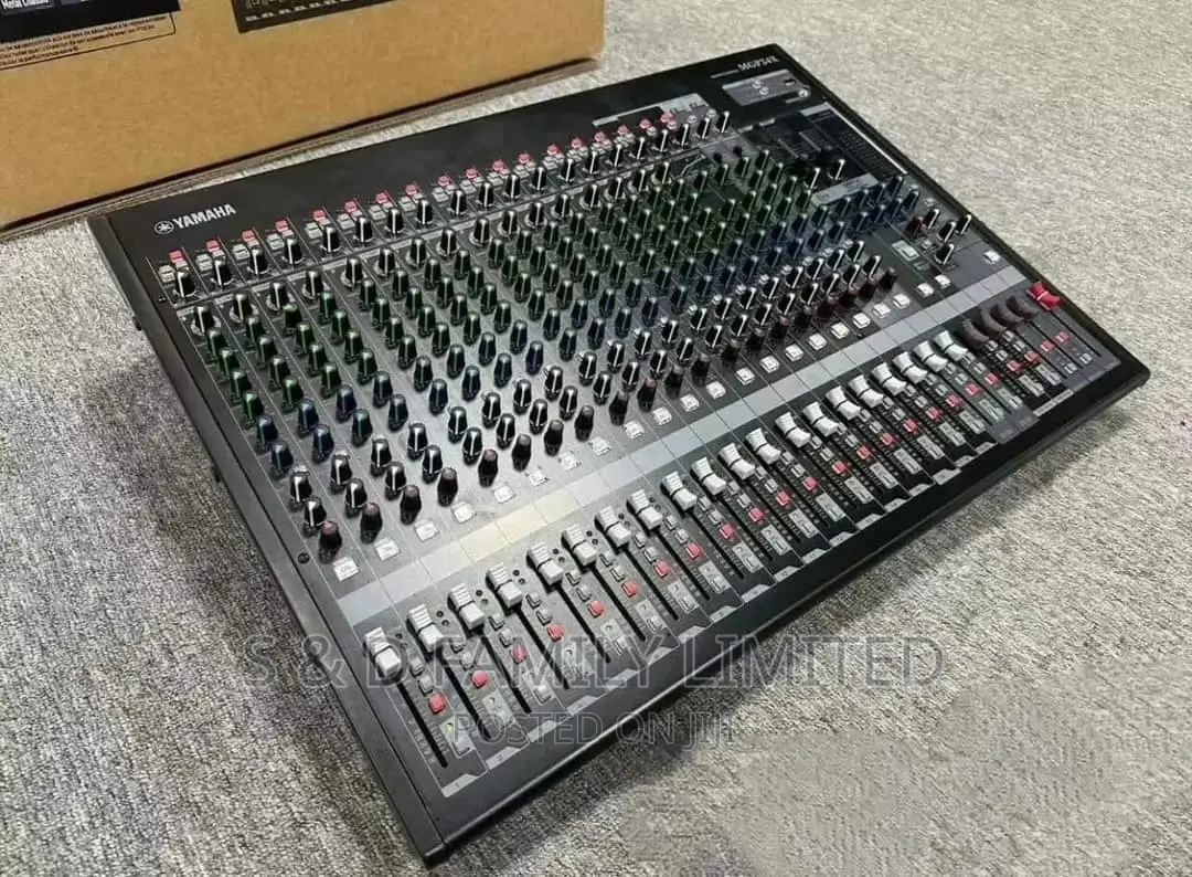 Mgp24x Yamaha Mixer Console