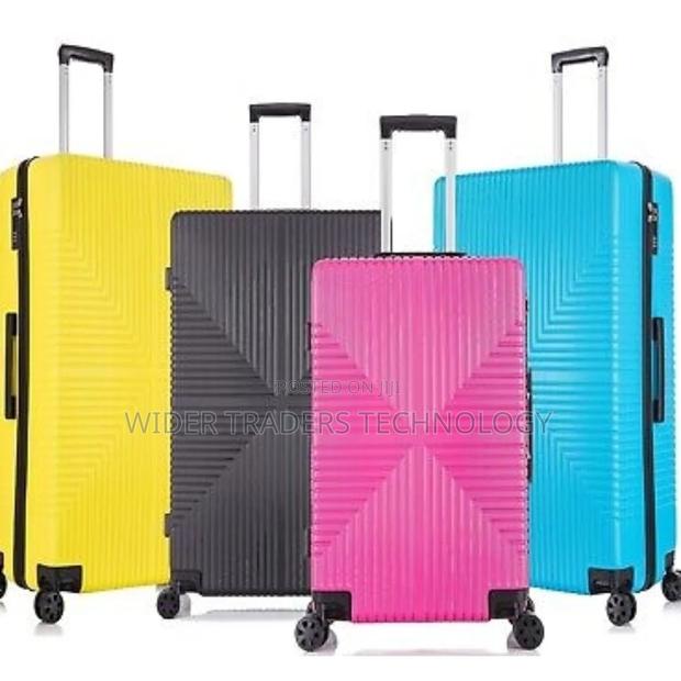 3 in 1 Luxurious Fibre Suitcase - thumbnail 3