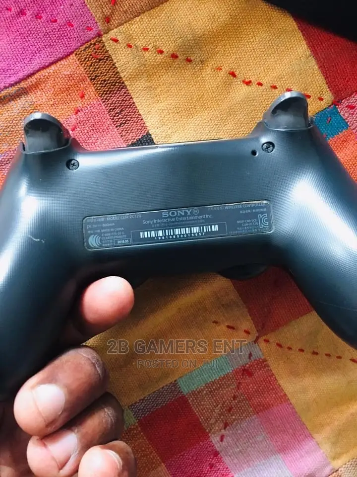 Ps4 Slim, Chipped, 10 Free Games
